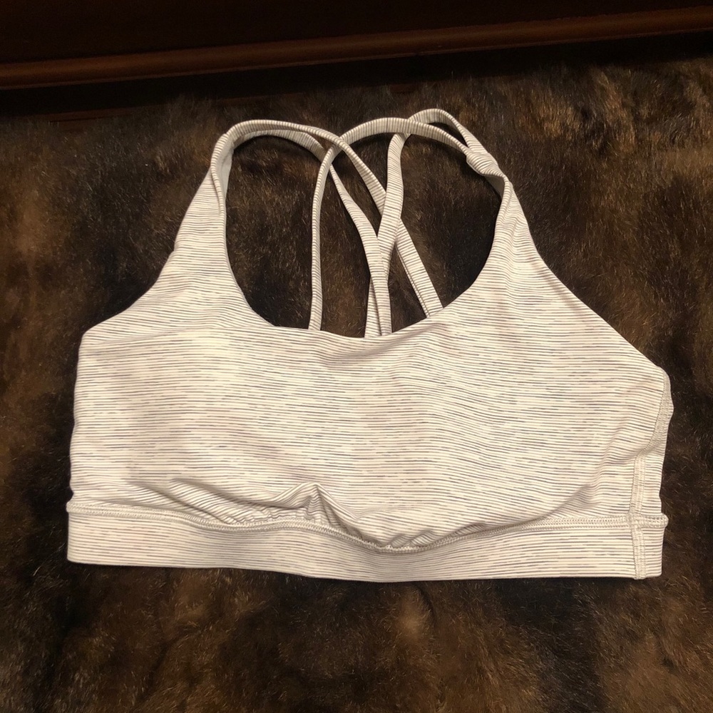 Lululemon sports bra